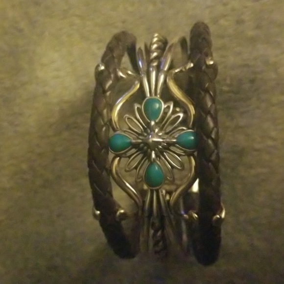 Bracelet - Picture 2 of 6